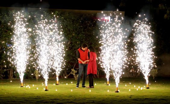 Egyedi lánykérés tűzijátékkal